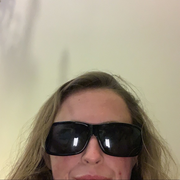 Meet your Posher, Josie - Picture 2 of 5